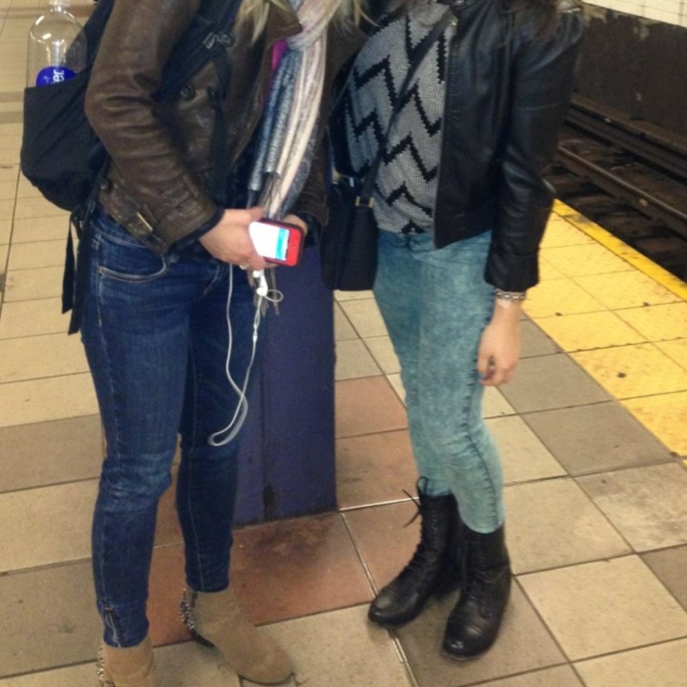 🌴 Teal Acid Wash Skinny Jeans - Picture 5 of 5
